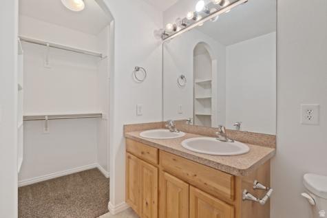 2253 Lone Tree Parkway Eagle Mountain UT 84005