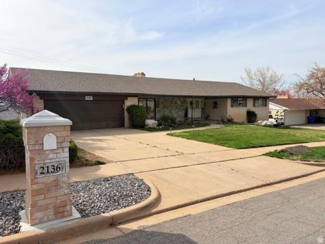 2136 S 900 E Bountiful UT 84010