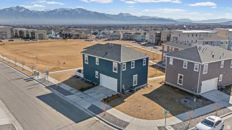 7163 W Kelsey Peak Lane S West Jordan UT 84081