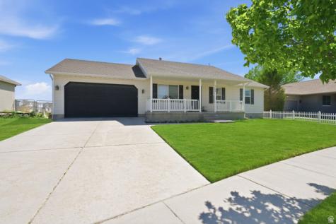 2144 E Easter Drive Eagle Mountain UT 84005