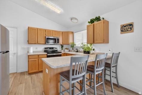 2144 E Easter Drive Eagle Mountain UT 84005