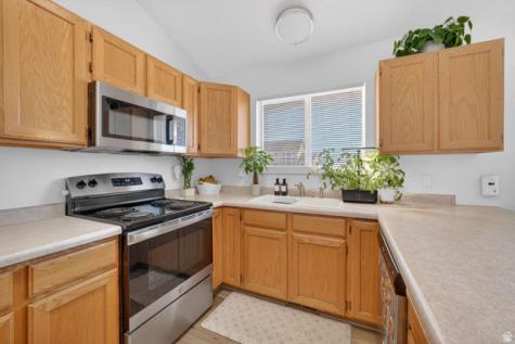 2144 E Easter Drive Eagle Mountain UT 84005
