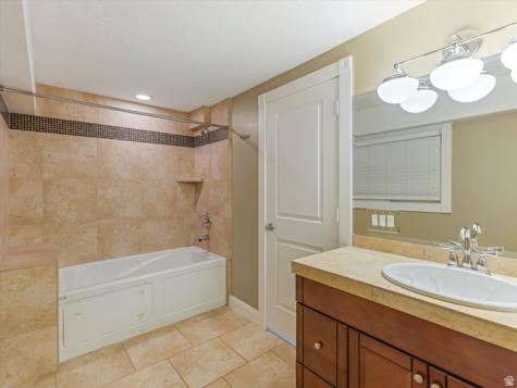 3376 E Magic View Drive S Cottonwood Heights UT 84121