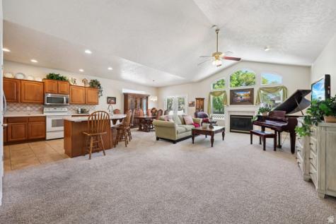 1534 W Homecoming Avenue South Jordan UT 84095