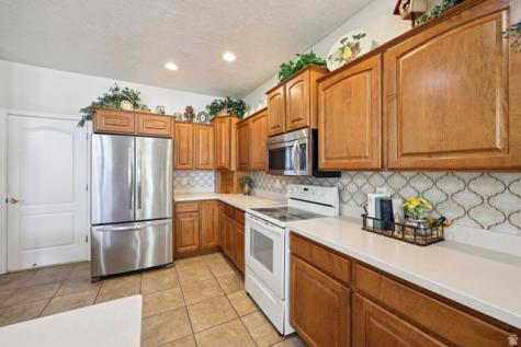 1534 W Homecoming Avenue South Jordan UT 84095