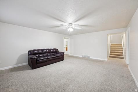 1534 W Homecoming Avenue South Jordan UT 84095