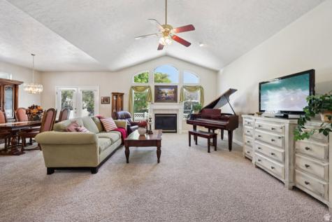 1534 W Homecoming Avenue South Jordan UT 84095