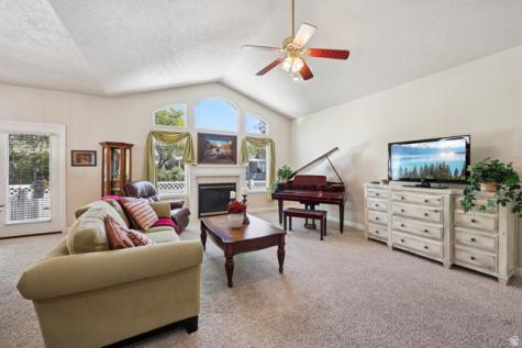 1534 W Homecoming Avenue South Jordan UT 84095