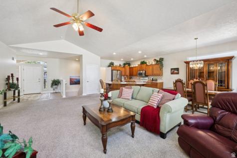 1534 W Homecoming Avenue South Jordan UT 84095