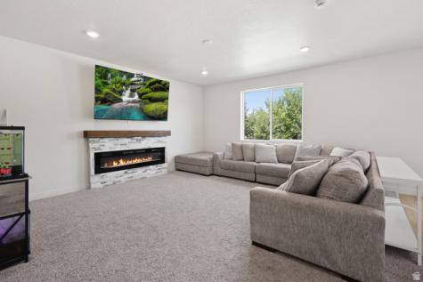 240 W 1320 N Tooele UT 84074