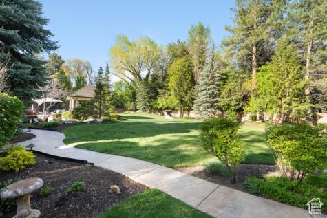 2062 E Walker Lane Holladay UT 84117