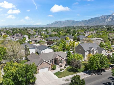 313 E Golden Pheasant Drive S Draper UT 84020