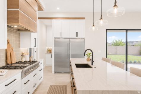 1374 E Pony Trail Washington UT 84780