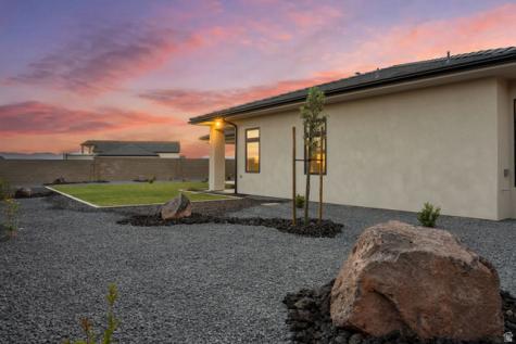 1374 E Pony Trail Washington UT 84780