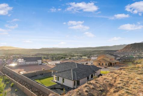 1374 E Pony Trail Washington UT 84780