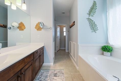 1043 E 3740 S Washington UT 84780