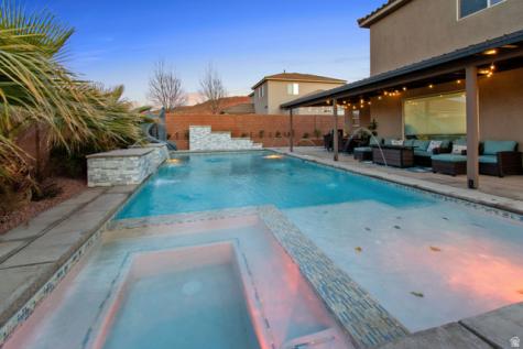1043 E 3740 S Washington UT 84780
