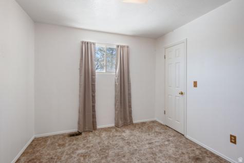 4246 S 6530 W West Valley City UT 84128
