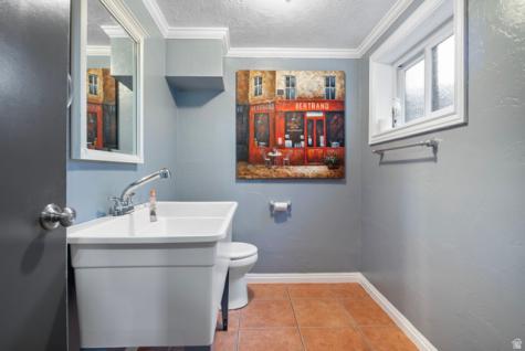 2569 W 5645 S Taylorsville UT 84129