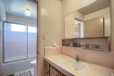 124 W 1700 S Orem UT 84058