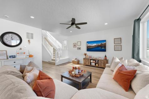 1077 E Postmark Place Eagle Mountain UT 84005
