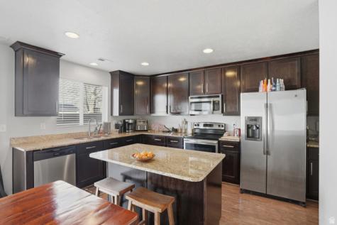 1049 W Stonehaven Drive North Salt Lake UT 84054