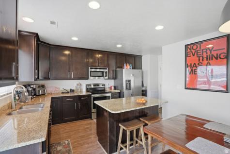 1049 W Stonehaven Drive North Salt Lake UT 84054