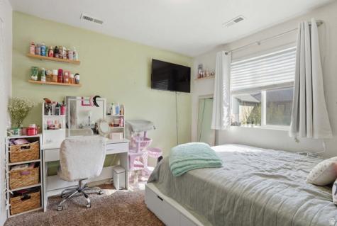 1049 W Stonehaven Drive North Salt Lake UT 84054