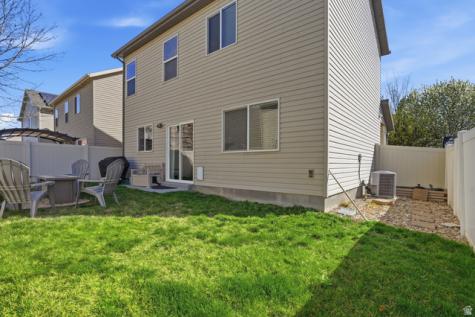 1049 W Stonehaven Drive North Salt Lake UT 84054