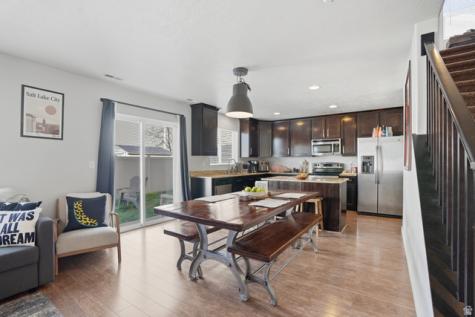 1049 W Stonehaven Drive North Salt Lake UT 84054