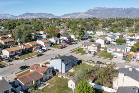 2829 W 5925 S Roy UT 84067