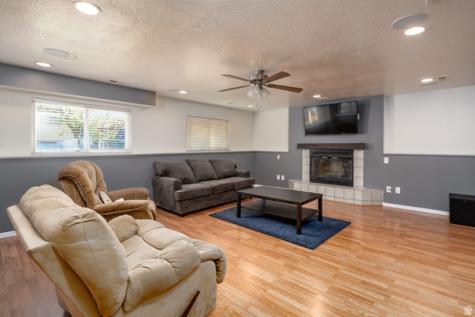 2829 W 5925 S Roy UT 84067