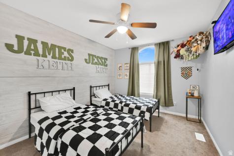 74 S 1660 W West Point UT 84015