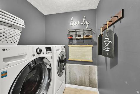 74 S 1660 W West Point UT 84015