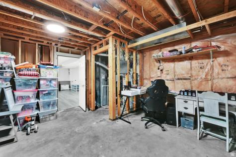 74 S 1660 W West Point UT 84015