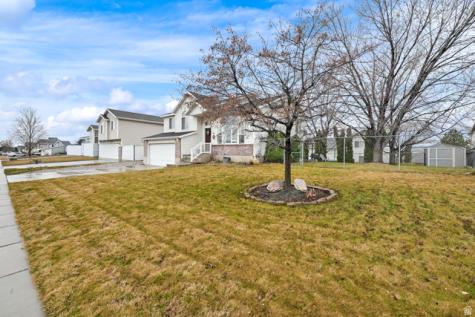74 S 1660 W West Point UT 84015