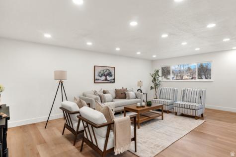 6095 S 2600 W Roy UT 84067