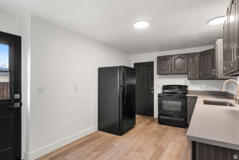 6095 S 2600 W Roy UT 84067