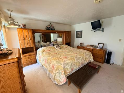 3453 W 5300 S Roy UT 84067