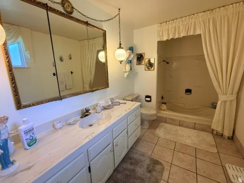 3453 W 5300 S Roy UT 84067