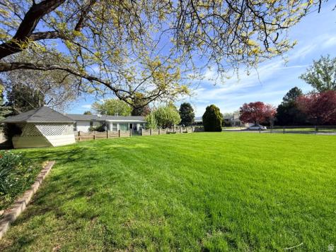 3453 W 5300 S Roy UT 84067