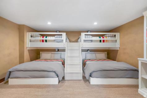 4531 S Mathews Way Salt Lake City UT 84124