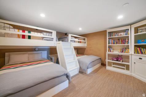 4531 S Mathews Way Salt Lake City UT 84124