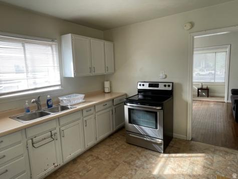 612 E 300 S Salt Lake City UT 84102