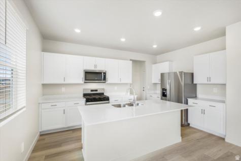 3426 N Hannah Street Eagle Mountain UT 84005