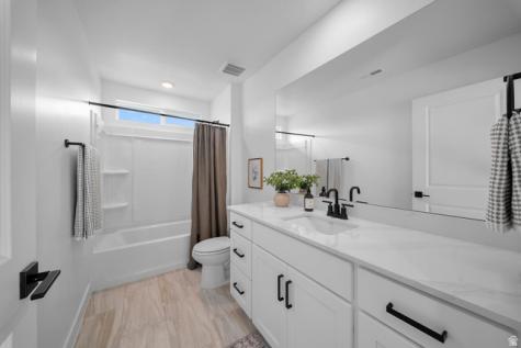 352 Rhyolite Drive N Hurricane UT 84737