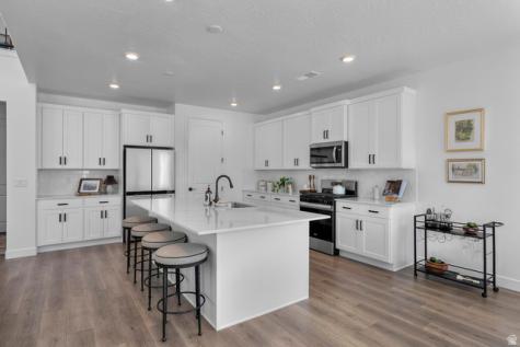 352 Rhyolite Drive N Hurricane UT 84737