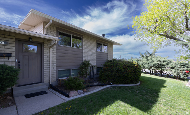 3198 S Julia Lane W Magna UT 84044