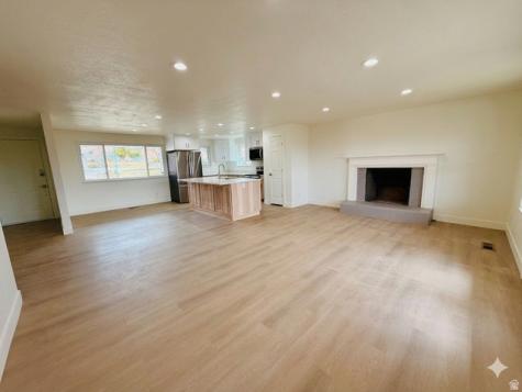 49 W 1880 N Orem UT 84057