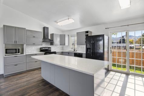 277 W 670 N Tooele UT 84074